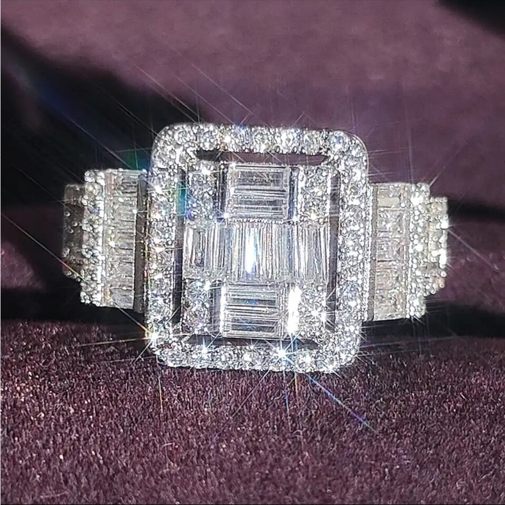 NEW Luxury Rectangle Engagement Anniversary Diamond Ring